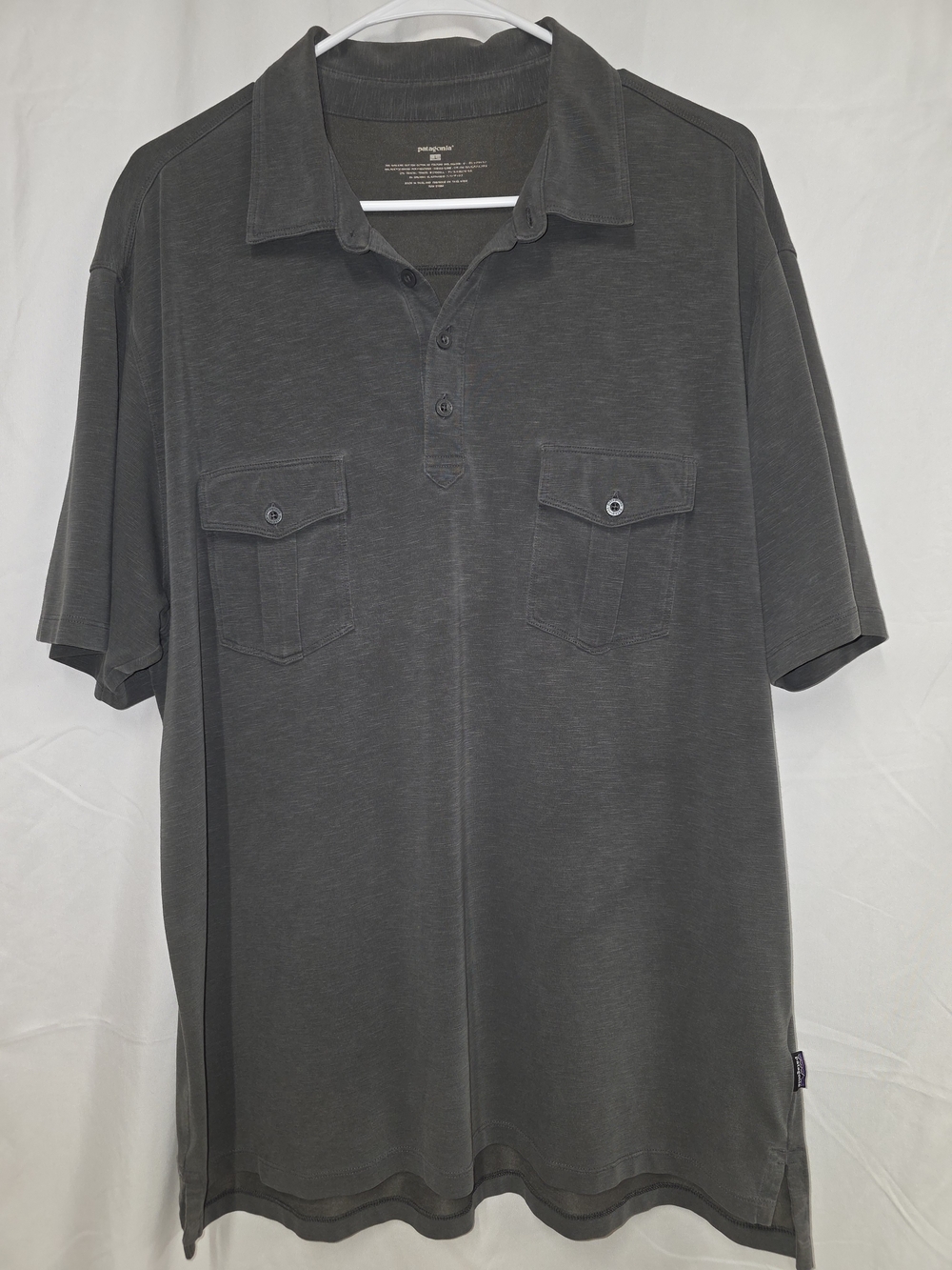 Patagonia Charcoal Gray Short Sleeve Polo with Chest Pockets Large